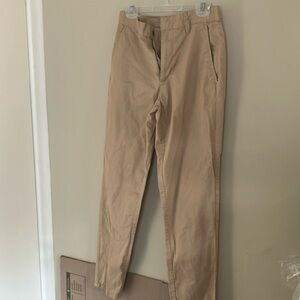 (US 29) Zara Khakis